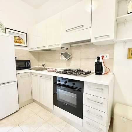 Apartamento Pgs Immobiliare Srls Residenza Marino Bilocale In Centro Storico La Maddalena La Maddalena  Exterior foto